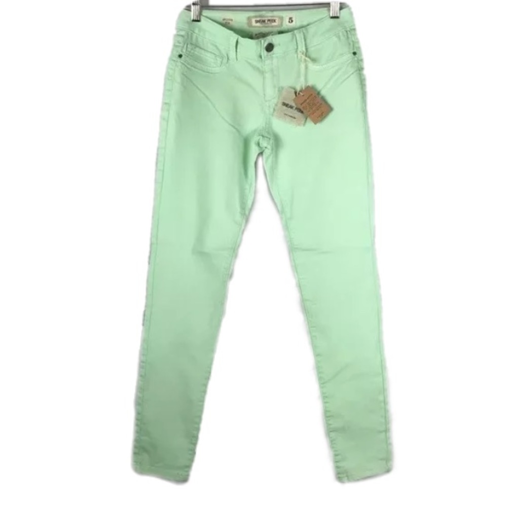 Light Green Sneak Peek Skinny Jeans Size 1 Juniors